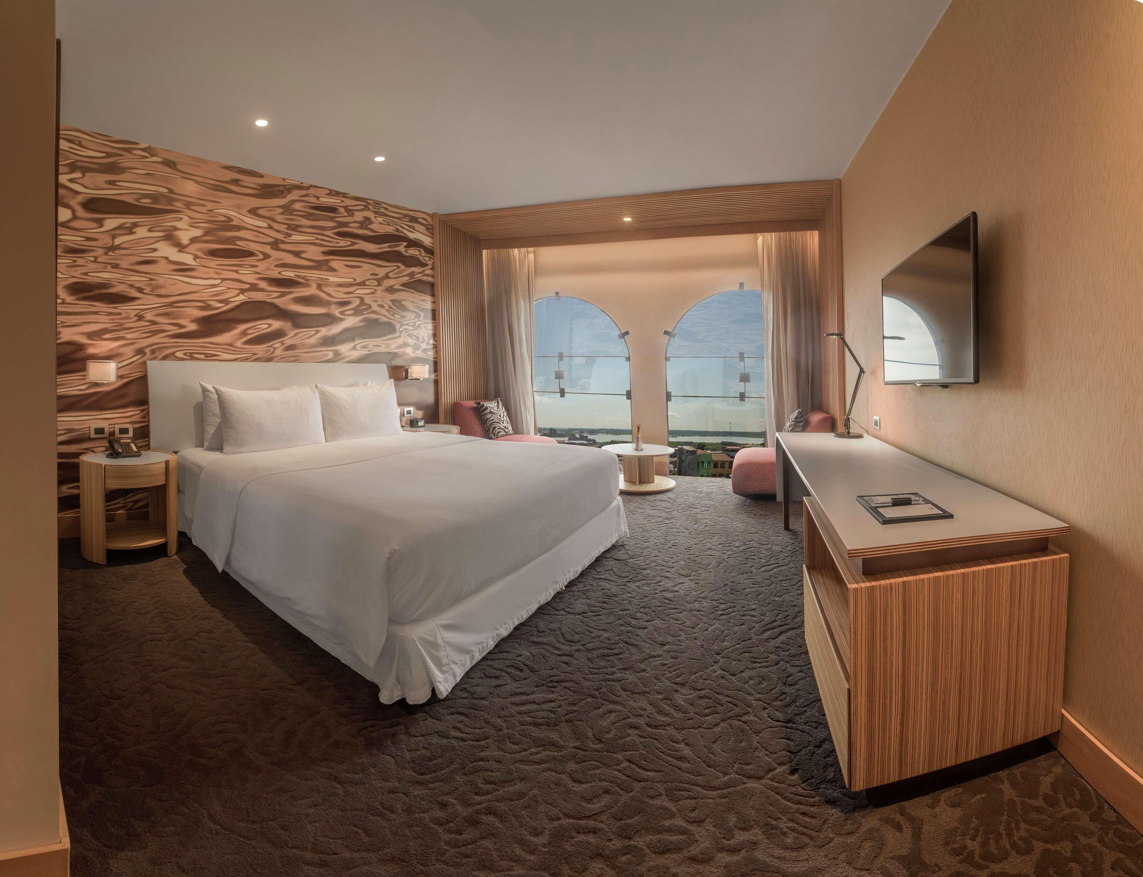 Doubletree By Hilton Iquitos Hotel Eksteriør billede