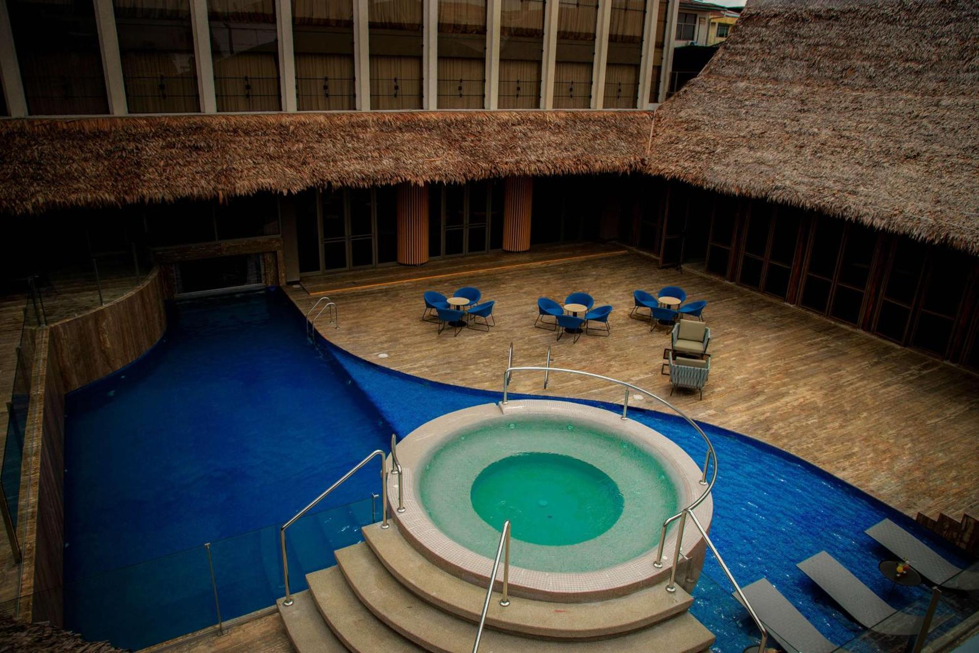 Doubletree By Hilton Iquitos Hotel Eksteriør billede