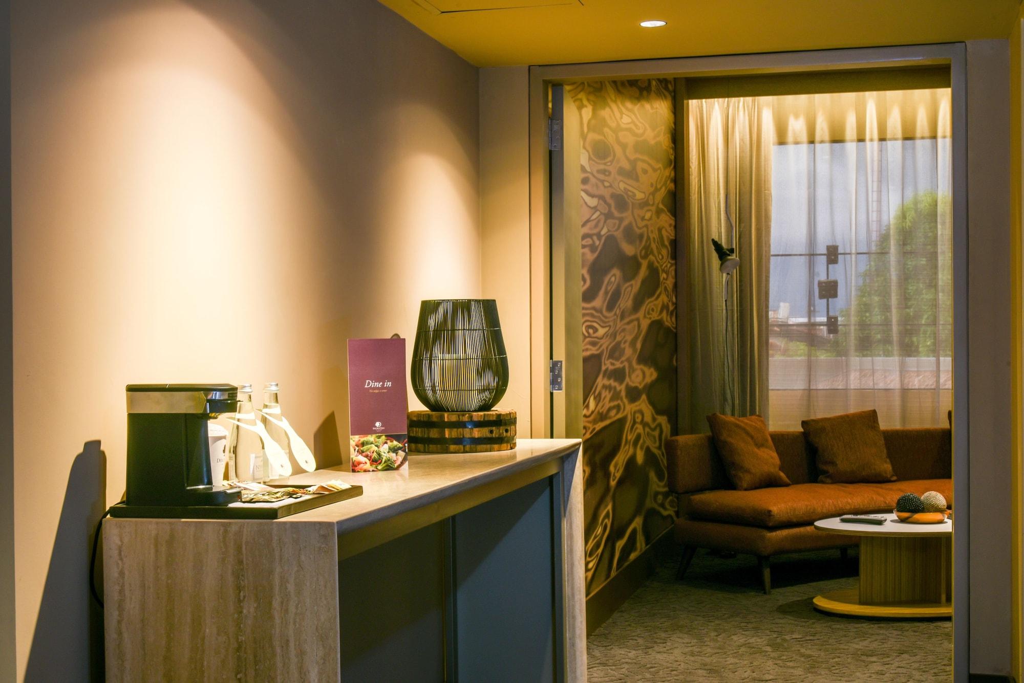 Doubletree By Hilton Iquitos Hotel Eksteriør billede